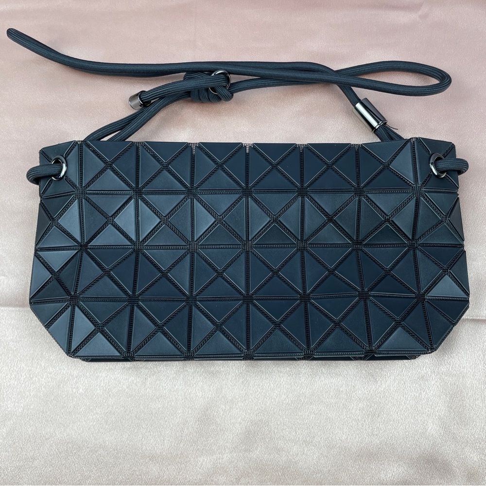 New Issey Miyake Black Knotted Tofu Bag - Picture 10 of 10